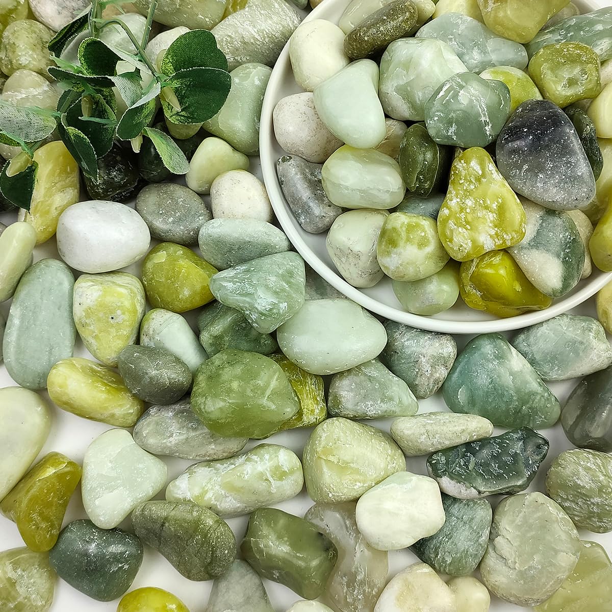 2LB Polished Colorful River Rocks,1-2.2 Inch Mixed Color Pebbles for Garden Landscaping, Landscaping Pebbles, Vase Filling Colorful Pebbles, Outdoor Decorative River Rocks